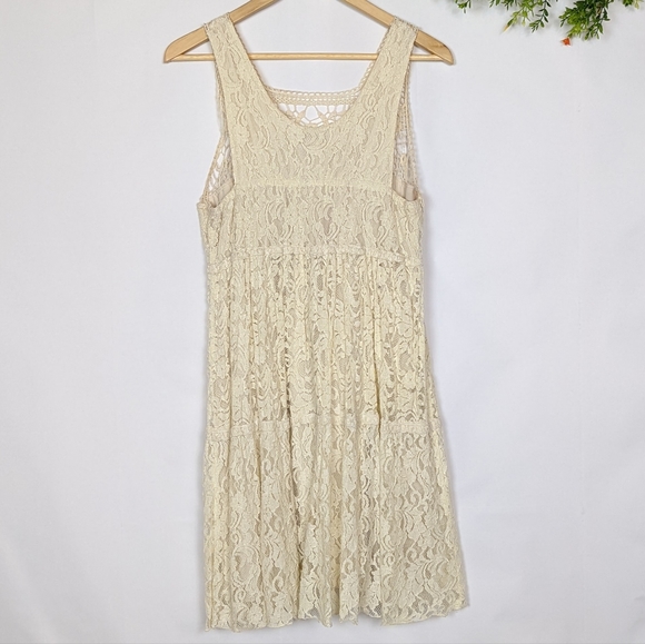 FINAL SALE 🌿LACE IVORY DRESS🌿 - Picture 3 of 7